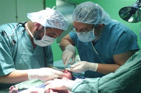 Paladar hendido y labio leporino. Hospital Loayza operará gratuitamente a personas con labio ...