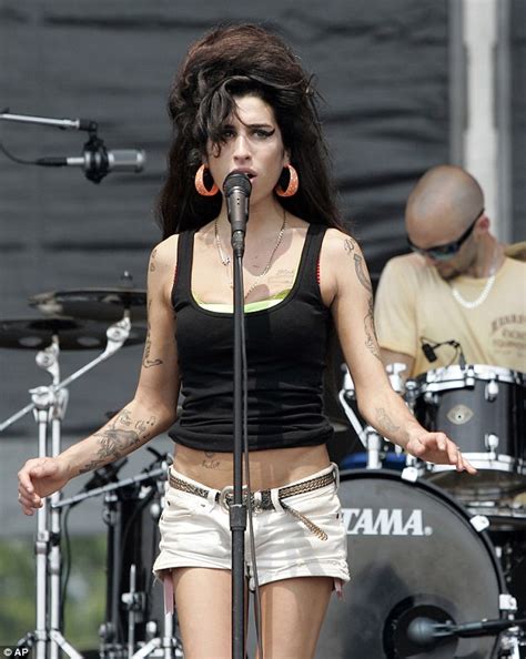 Submitted 11 days ago by cardsandmore. Amy Winehouse's mother says star reeked of alcohol last ...