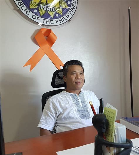 New Comelec Cebu Head To Prioritize Clean Honest Polls Cebu Daily News