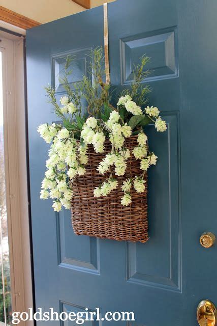 This post contains affiliate links (*); Gold Shoe Girl: Spring Anyone? | Front door baskets ...
