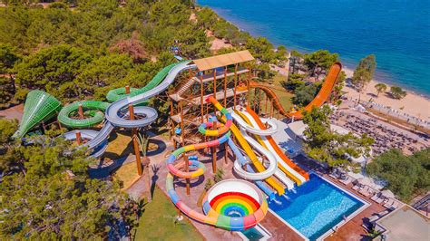 Long Beach Club Nature | Gallery