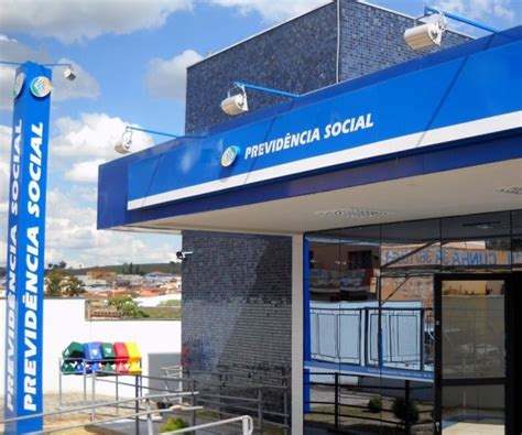 O presidente do inss, leonardo rolim. INSS mantém prova de vida suspensa até fevereiro devido à ...
