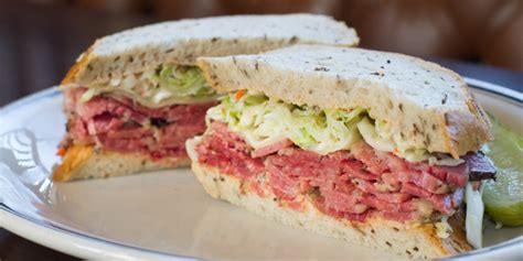 Here's how to make your own corned beef sandwich with homemade russian dressing place a sandwich in skillet and cook until golden and cheese is melted, 3 minutes per side. CouchPotatoCook.com: Langer's Deli Review | Langer's ...