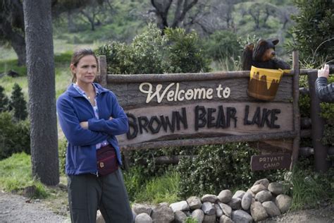 Hbos ‘camping Review Jennifer Garner Is Lost In Lena Dunhams Show