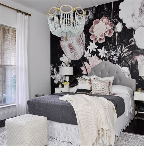 This bedroom proves the power of paint + wood trim to create an accent wall that'll wake up any bedroom's style. Guest Bedrooms - Decor Gold Designs