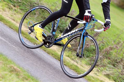 Review Giant Tcr1 Compact Roadcc