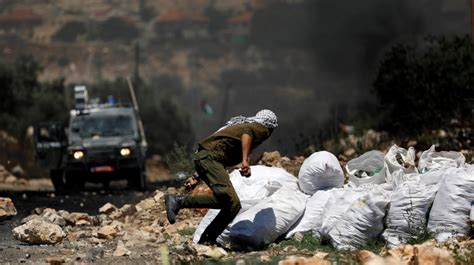 two palestinians killed in israeli army raid in jenin news al jazeera