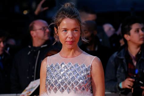 Anna Maxwell Martin — Things You Didnt Know About The Tv Star What