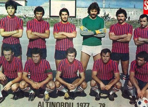 Various types of wallpaper are supported, including 3d and 2d animations, websites, videos and even certain. Altuğ Atalay adlı kullanıcının Futbol-Nostalji panosundaki ...