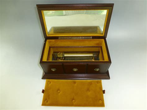 Elegant 3.36 note reuge music bo. Vintage Circa 1960s Swiss Reuge Music Box 72 / 3 Custom Wooden Case Jewelry Box - 1940-1970