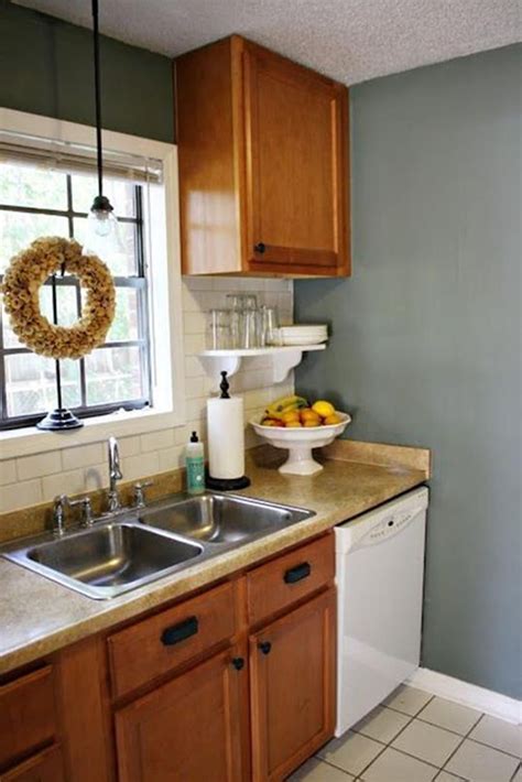 Kitchen paint colors with oak cabinets,kitchen with oak cabinets design ideas,most popular kitchen cabinet color, with the resolution back to: 20 Perfect Kitchen Wall Colors with Oak Cabinets for 2019 14 (With images) | Oak kitchen ...