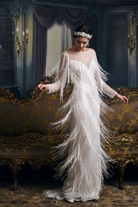 Maybe you would like to learn more about one of these? Das 20er Jahre Kleid erlebt ein Comeback in den modernen ...