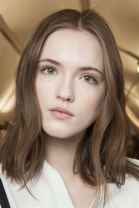 This light brown lob gets an icy touch with platinum blonde highlighting that looks uniform and full coverage. Light brown hair: Inspiration to take you from summer to ...