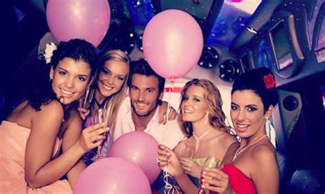 Leeds Party Bus Hen Do And Hen Party Ideas Hen Weekends