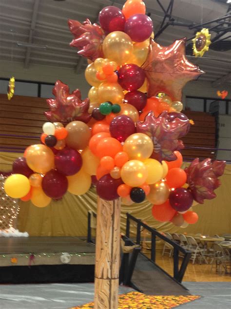 Fall Balloon Tree At Shs 2015 Homecoming Dance Theme The Four Seasons