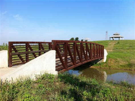 Houston Walks Willow Waterhole Greenway Park