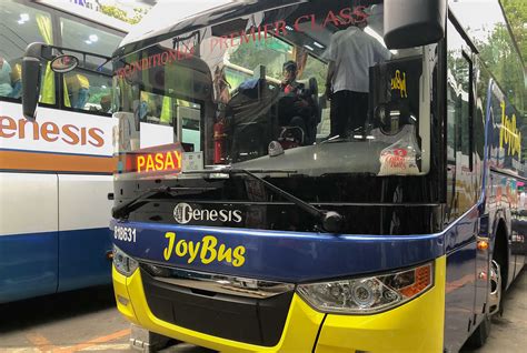 Joybus Premier Class By Genesis Manila To Baguio City 11 Flickr