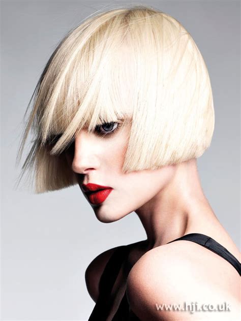 Angled bob hairstyles, whether for long, short, or medium length hair, win your heart with this bob haircut might be quite short, but it still looks magnificent. 2008 angular bob hairstyle - HJI