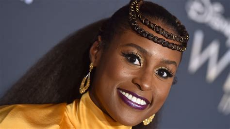 This Photoshoot Has Fans Convinced Issa Rae Is Engaged And The Evidence