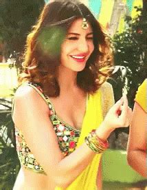 Share the best gifs now >>>. Anushka Sharma Hot Sexy GIF Images:Best Navel & Cleavage Showing Photos Ever | Yup Tamilan
