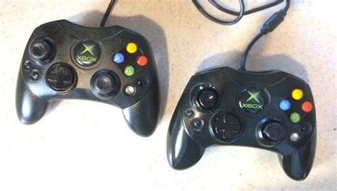 2 Xbox Original Console System Controllers Black Microsoft Oem X08