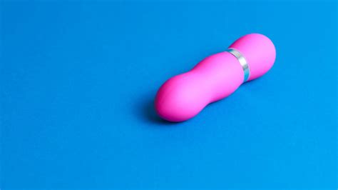 Mom Uses Vibrator To Clear Up Daughters Chest Cold