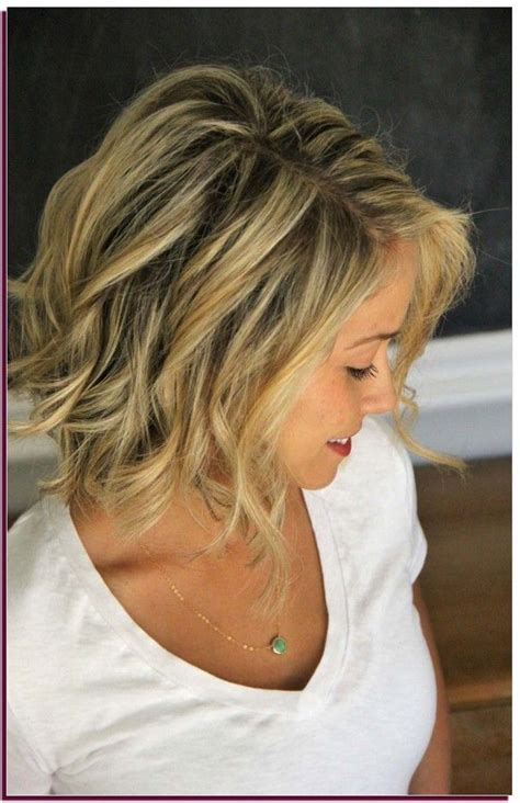 Loose Wave Perm Short Hair Google Search Frisuren Frisuren F R Welliges Haar Lockige Frisuren