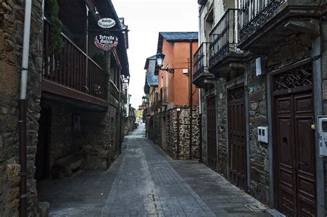 Casas y pisos en molinaseca: MIS VISTAS DEL MUNDO: Molinaseca