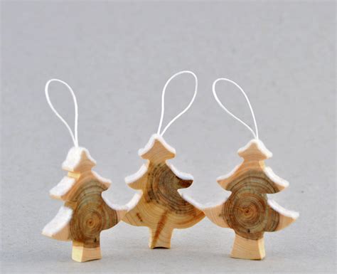 40 Wooden Christmas Decorations – All About Christmas