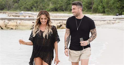 Country Music Stars Michael Ray And Carly Pearce Hit The Beach During Their Honeymoon Carly