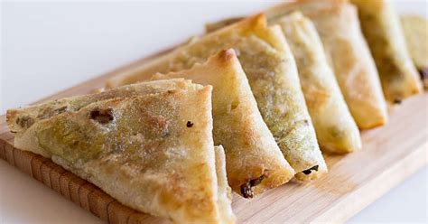 Les feuilles de brick nous viennent des pays méditerranéens. Recettes de brick et de fromage de chèvre | Recette ...