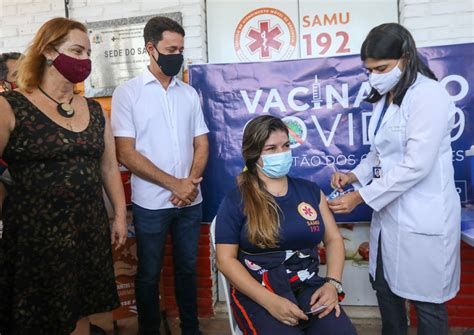 It was first identified in december 2019 in wuhan,. Jaboatão inicia vacinação contra a Covid-19 e terá ...