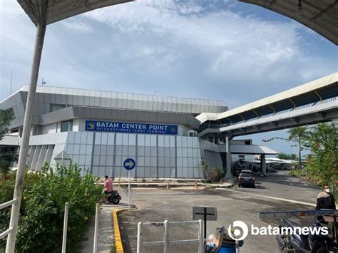 Kedatangan Wisman Pelabuhan Internasional Batam Centre Tunggu Surat