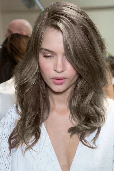 A good starting point for any hair color we love the l'oréal paris advanced hairstyle sleek it iron straight heatspray, which protects hair from hot tool damage at temperatures up to. Neutral brown | Dark blonde hair, Natural hair color