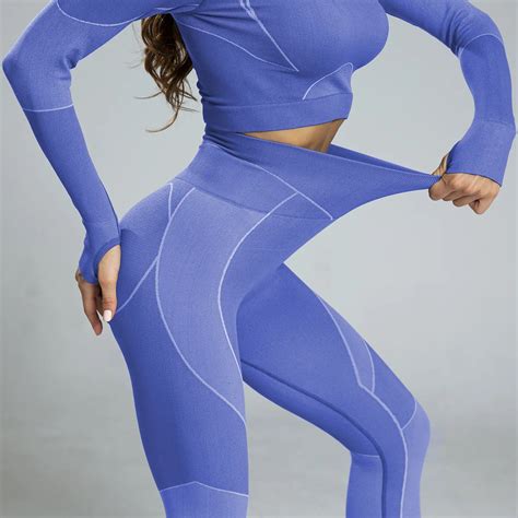 New Seamless Yoga Clothes Set With Bouncy Fabric Women Long Sleeve Stripe Sport Wear Buy