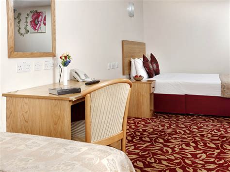 3 star hotel, offering luxury as well as comfort. Best Western Ilford Hotel, Ilford, North East Outer London