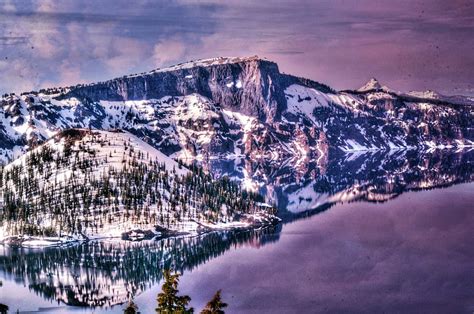 Oregons Crater Lake In Winter Twilight Winter Lakes Snow Nature