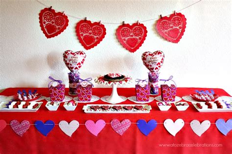 12 Easy Room Mom Valentines Day Party Ideas The Holidaze Craze