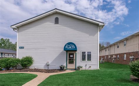 Spring Valley Flats Apartments In Evansville In