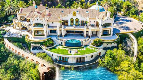 The Biggest Mansion In The World Youtube