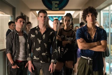 Netflix » сериалы » элита » 4 сезон. Netflix Renews Elite for a Fourth Season With Cast Changes