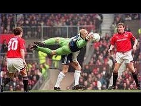 Peter schmeichel, the great dane best saves. Peter Schmeichel - YouTube