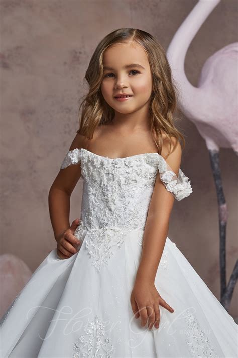White Flower Girl Dress Lace Flower Girl Dress Girls Easter Etsy In 2020 White Flower Girl