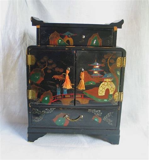 Japanese Jewelry Boxchest Inlaid Shell And Laquered Vintage Etsy