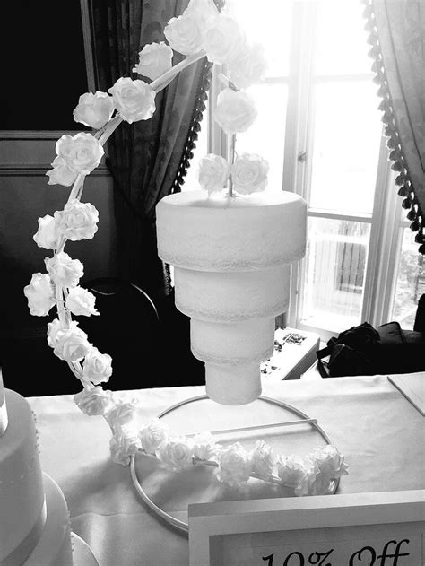 Hanging Chandelier Cake Chandelier Cake Small Wedding Cakes Hanging