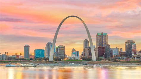 St Louis Downtown City Skyline Stock Photo Download Image Now Istock