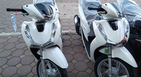 Trong khi đó, sh 2019 là đời cũ. Honda SH 150 2020 đã có mặt tại đại lý lộ giá bán khủng như dự đoán - OFFB