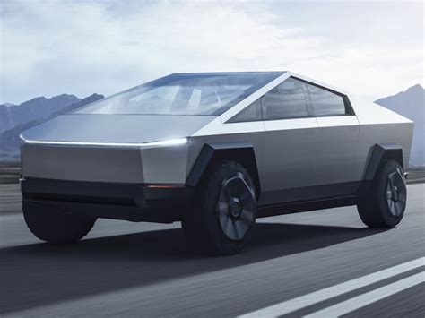 Tesla Cybertruck : le pick-up électrique arrive en 2021 ...