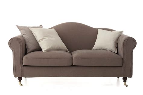 Finden sie hochwertige lizenzfreie vektorgrafiken, die sie anderswo vergeblich suchen. Klassische Sofas Im Landhausstil Mit Ansprechend Auf ...