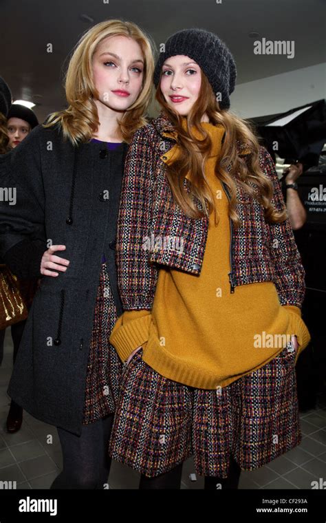 Dkny Backstage New York Ready To Wear Autumn Winter Two Models Backstage Wearing Grey Coat
